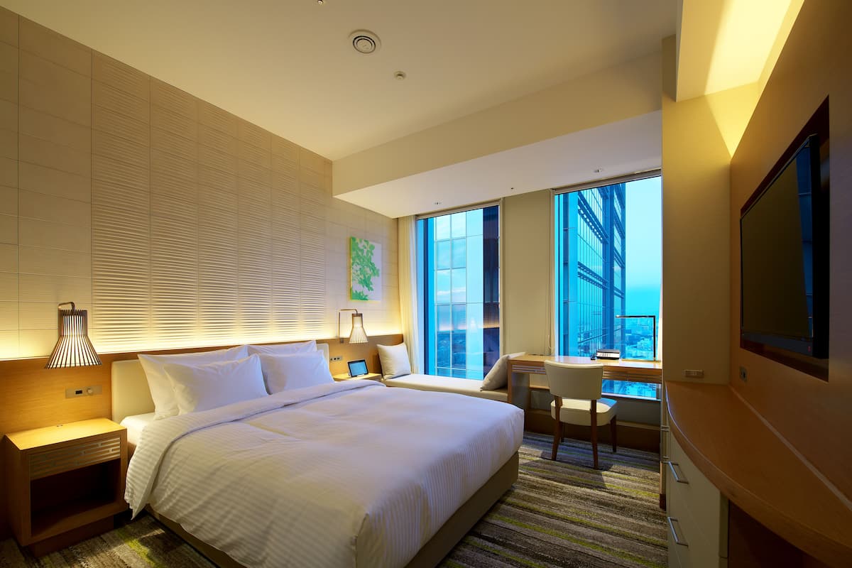 Superior Double Room, Non Smoking | In-room safe, desk, blackout curtains, iron/ironing board