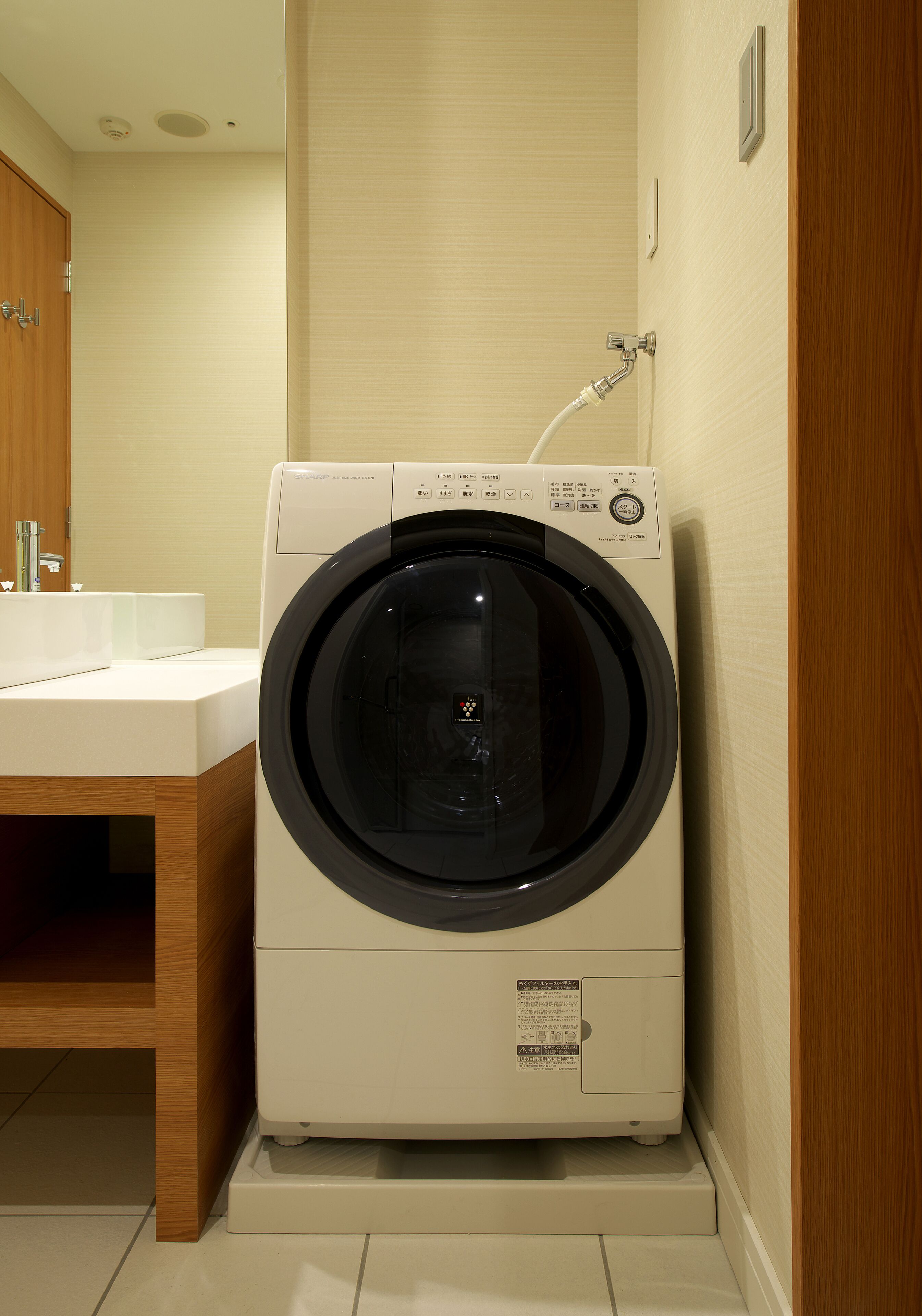 superior double room, non smoking | room amenity