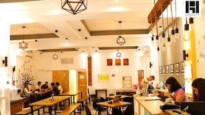 Ảnh chưa phân loại, 2 trong số 38 ảnh, nút