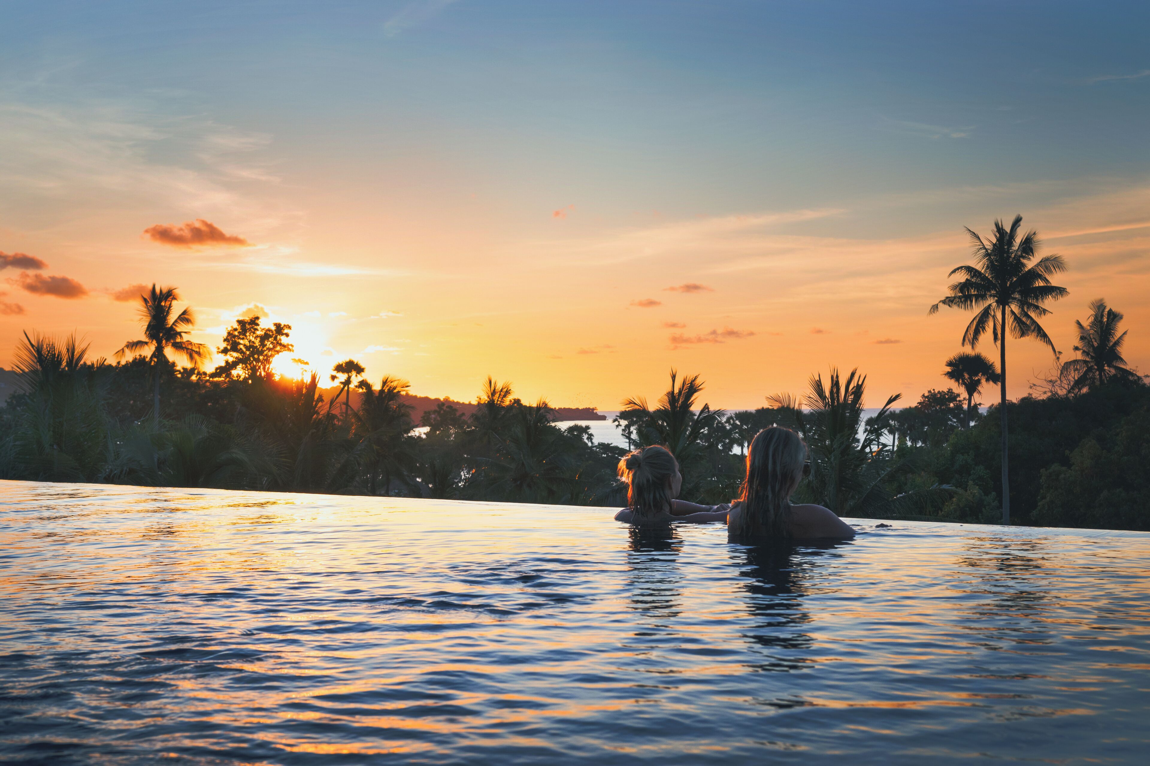 Außenpool, Liegestühle