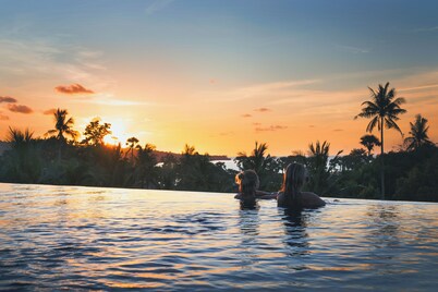FOX Hotel Jimbaran Beach Bali