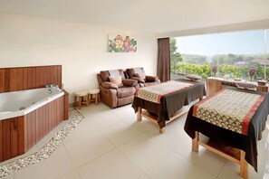 Couples treatment rooms, body treatments - FOX Hotel Jimbaran Beach Bali (Jimbaran)
