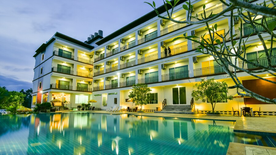 Southgate Residence Hotel