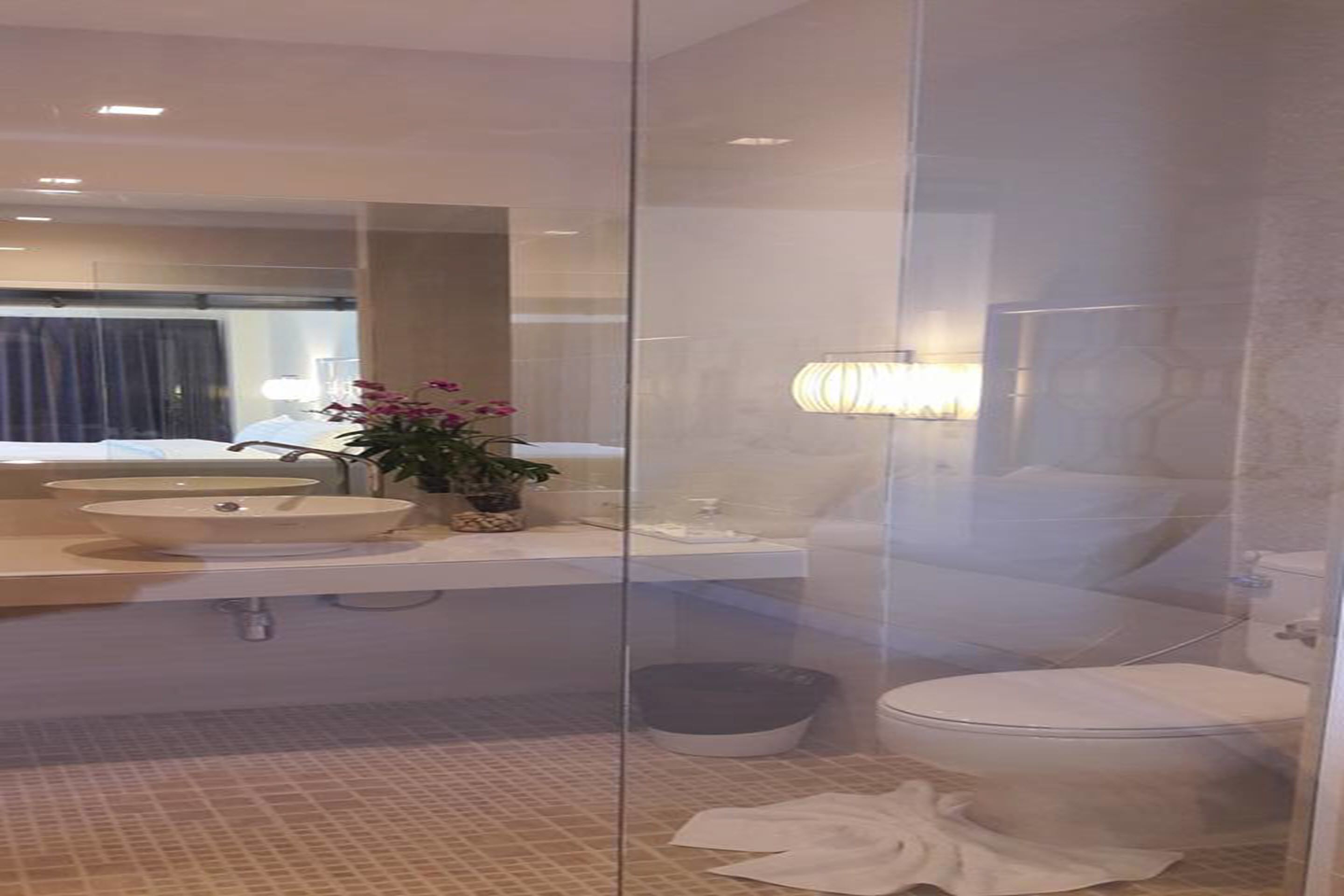 standard room | bathroom | shower, free toiletries, hair dryer, slippers