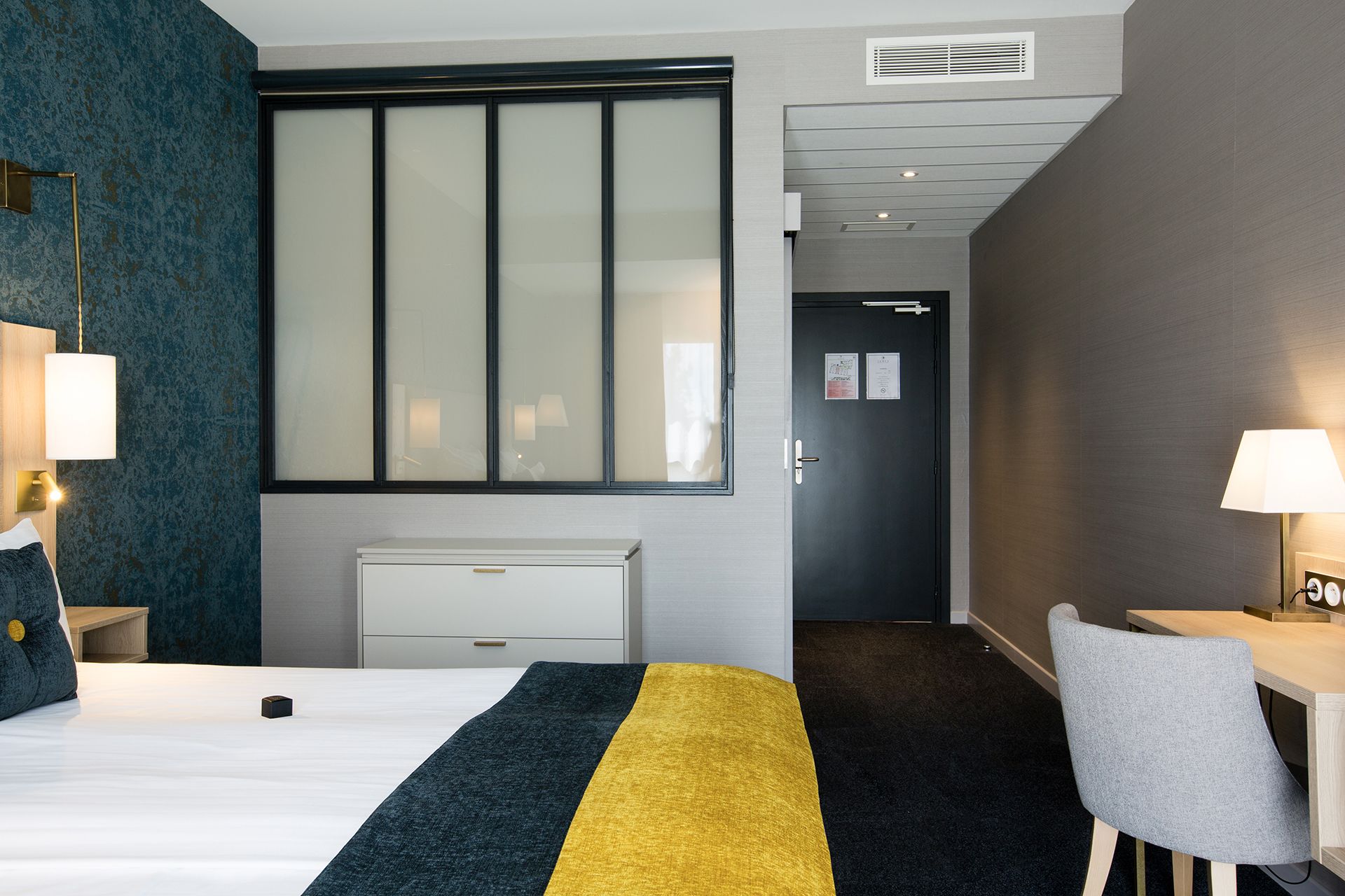 superior room | 1 bedroom, premium bedding, minibar, in-room safe