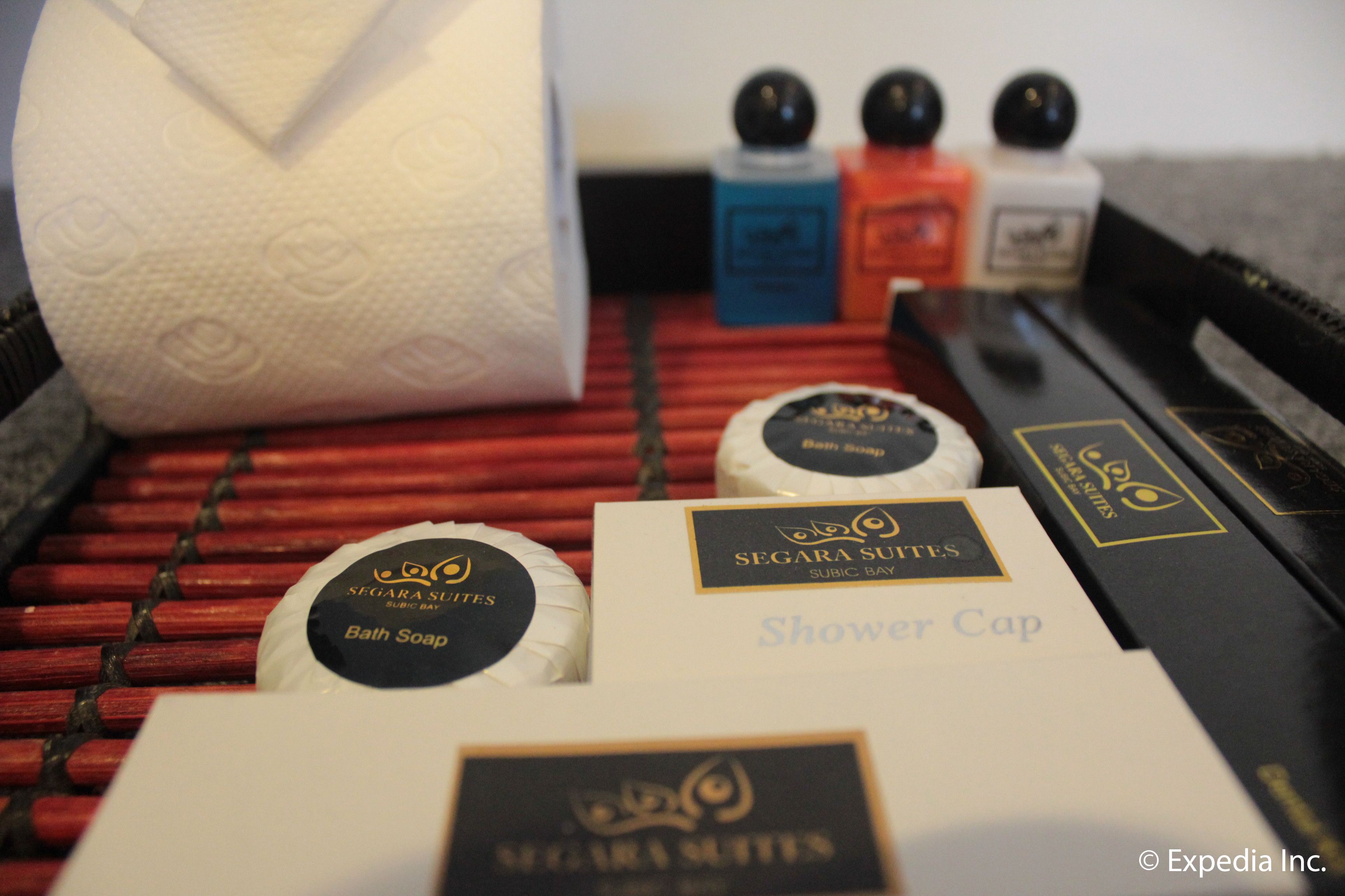 shower, free toiletries, hair dryer, bathrobes