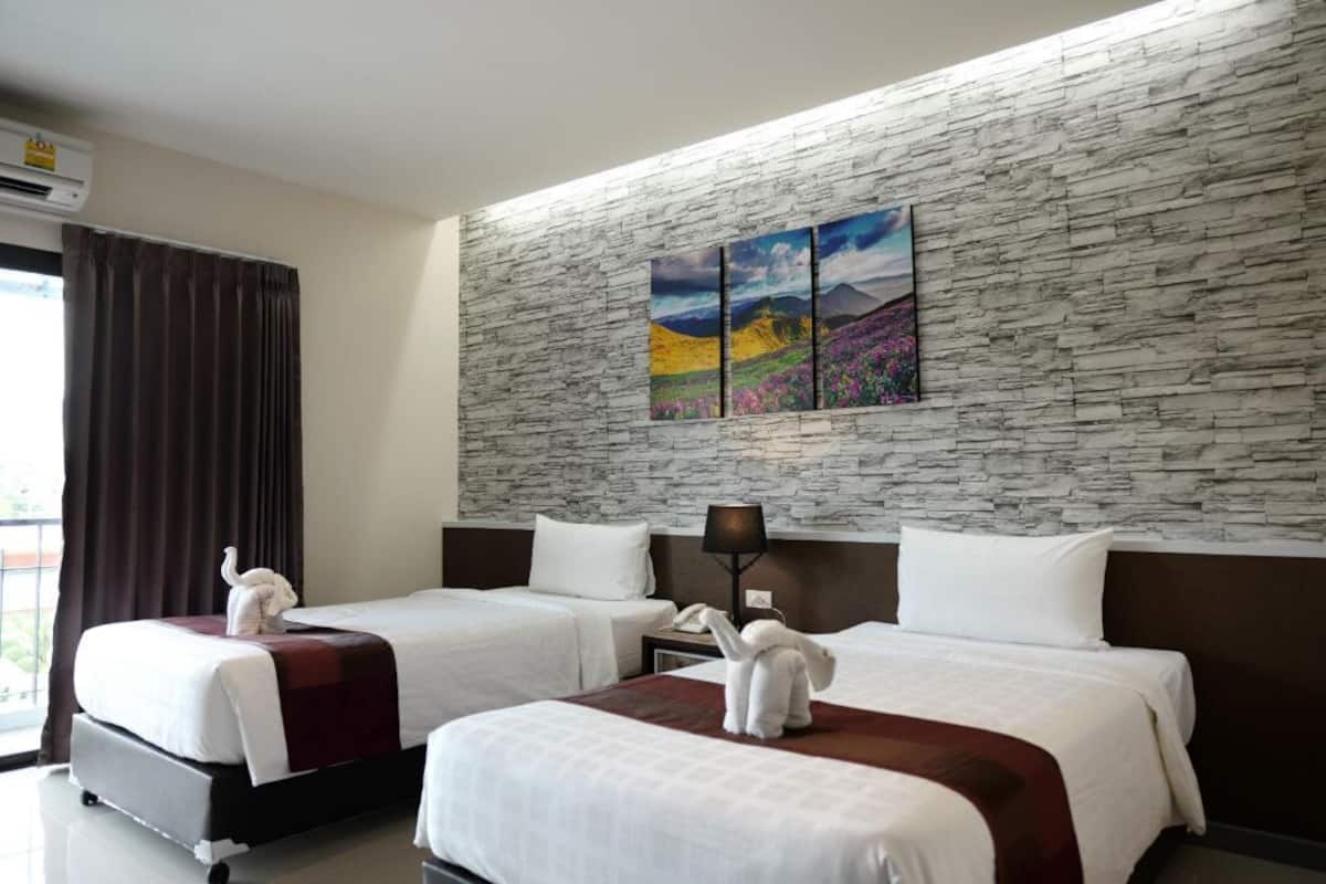 superior twin room | in-room safe, desk, rollaway beds, free wifi