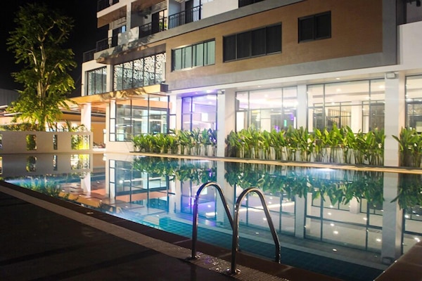 Outdoor pool, sun loungers