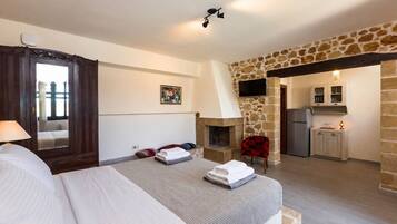 Deluxe Villa, 4 Bedrooms, Private Pool (Ι)