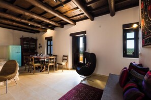 Luxury-Villa, 4 Schlafzimmer, eigener Pool (ΙΙ) | Esszimmer