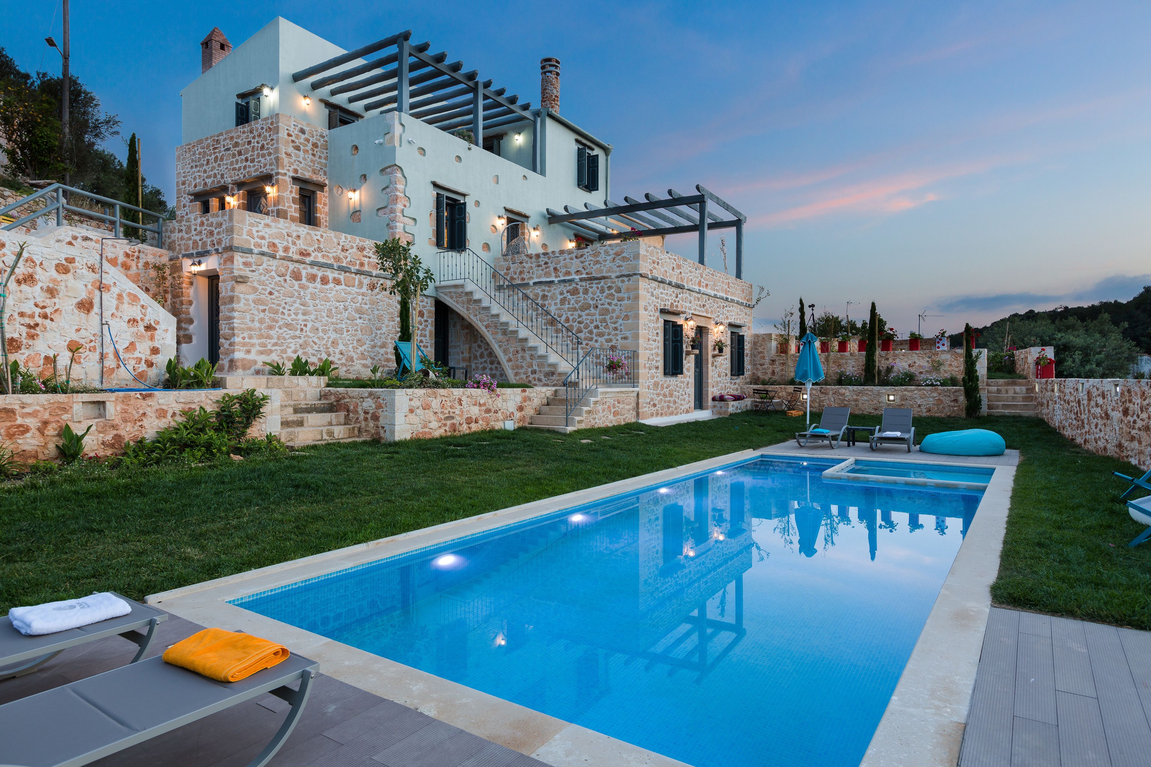 Deluxe Villa, 4 Bedrooms, Private Pool (Ι) | Terrace/patio