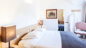 Minibar, in-room safe, desk, laptop workspace