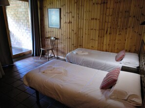 Soundproofing, WiFi, wheelchair access
