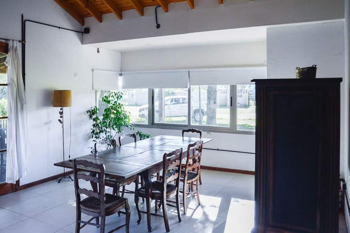 House, 3 Bedrooms | Living area | 32-inch flat-screen TV with cable channels, TV