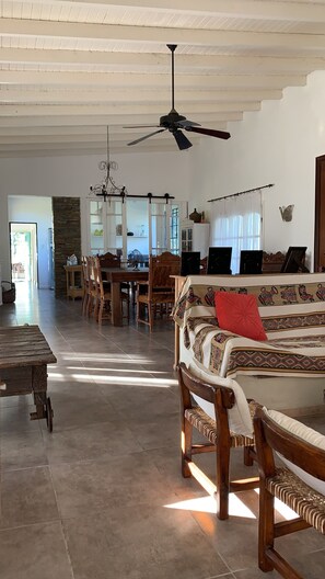 Family Cottage | Living area