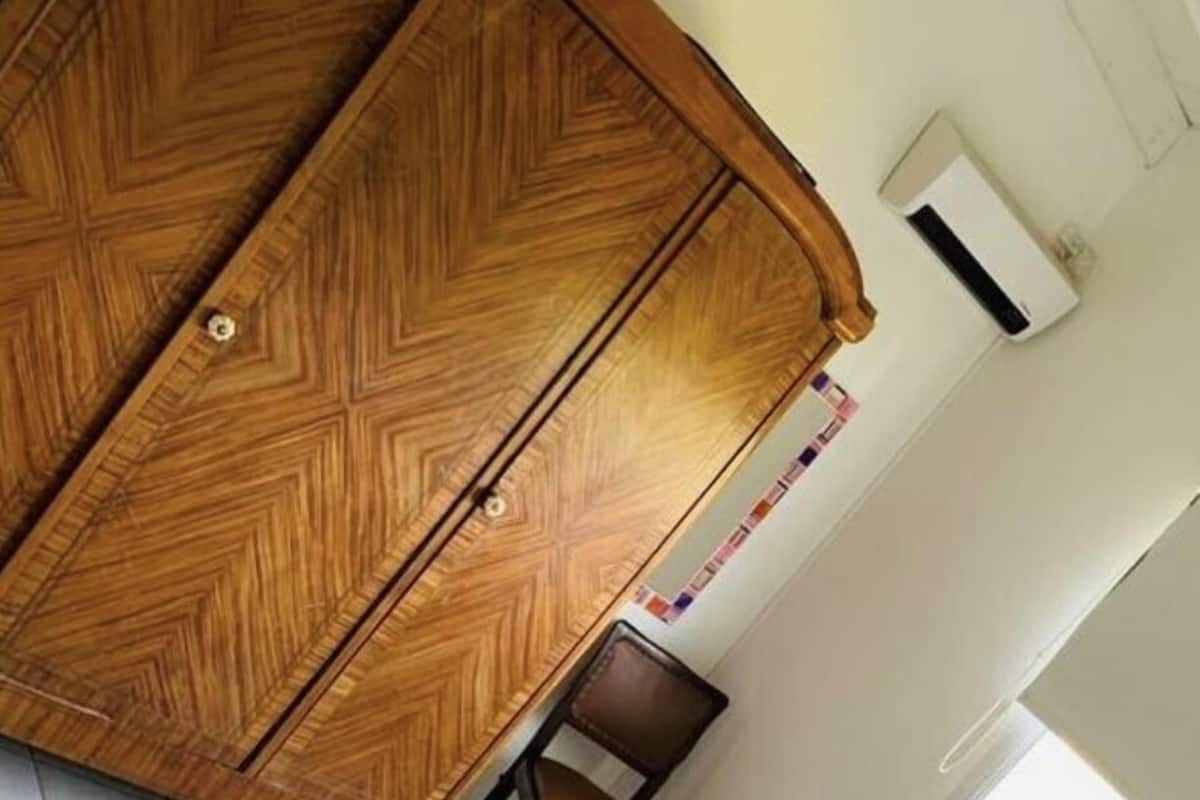 Cabin (Granas) | Down comforters, blackout drapes, WiFi (free), individually decorated