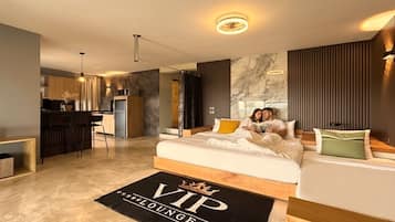 1 bedroom, in-room safe, soundproofing, free WiFi