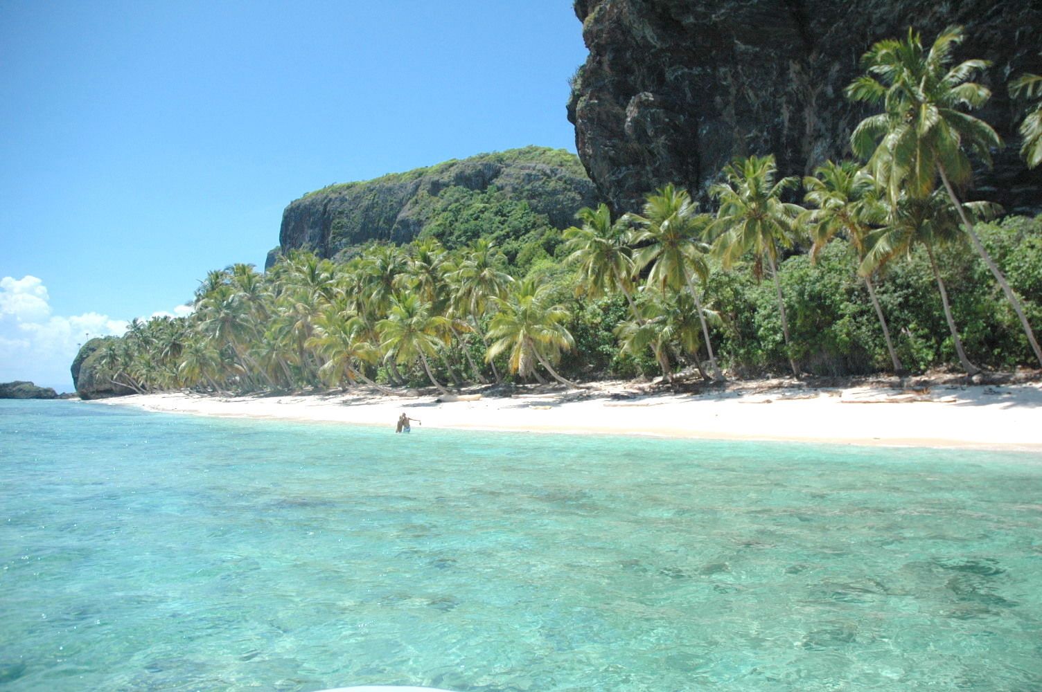 在海灘附近、白沙