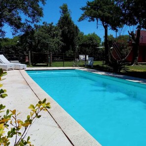 Alberca al aire libre por temporada 