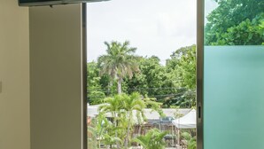 Double Room | WiFi (free), bed sheets - Sayab Hostel (Playa del Carmen)