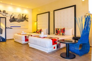 Premium bedding, in-room safe, desk, iron/ironing board