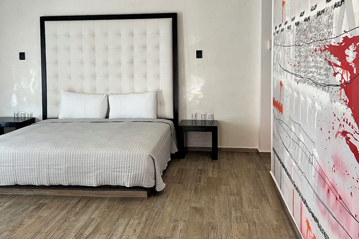 Superior-Zimmer | Hochwertige Bettwaren, Zimmersafe, Schreibtisch, Bügeleisen/Bügelbrett