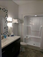 Shower, free toiletries, hair dryer, towels