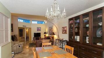Condo, 3 Bedrooms | In-room dining