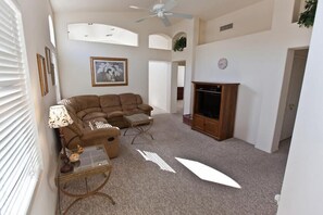 Condo, 2 Bedrooms | 2 bedrooms - Keep It Simple By Signature Vacation Rentals (Glendale)