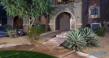 Hot Spot at Desert Ridge By Signature Vacation R