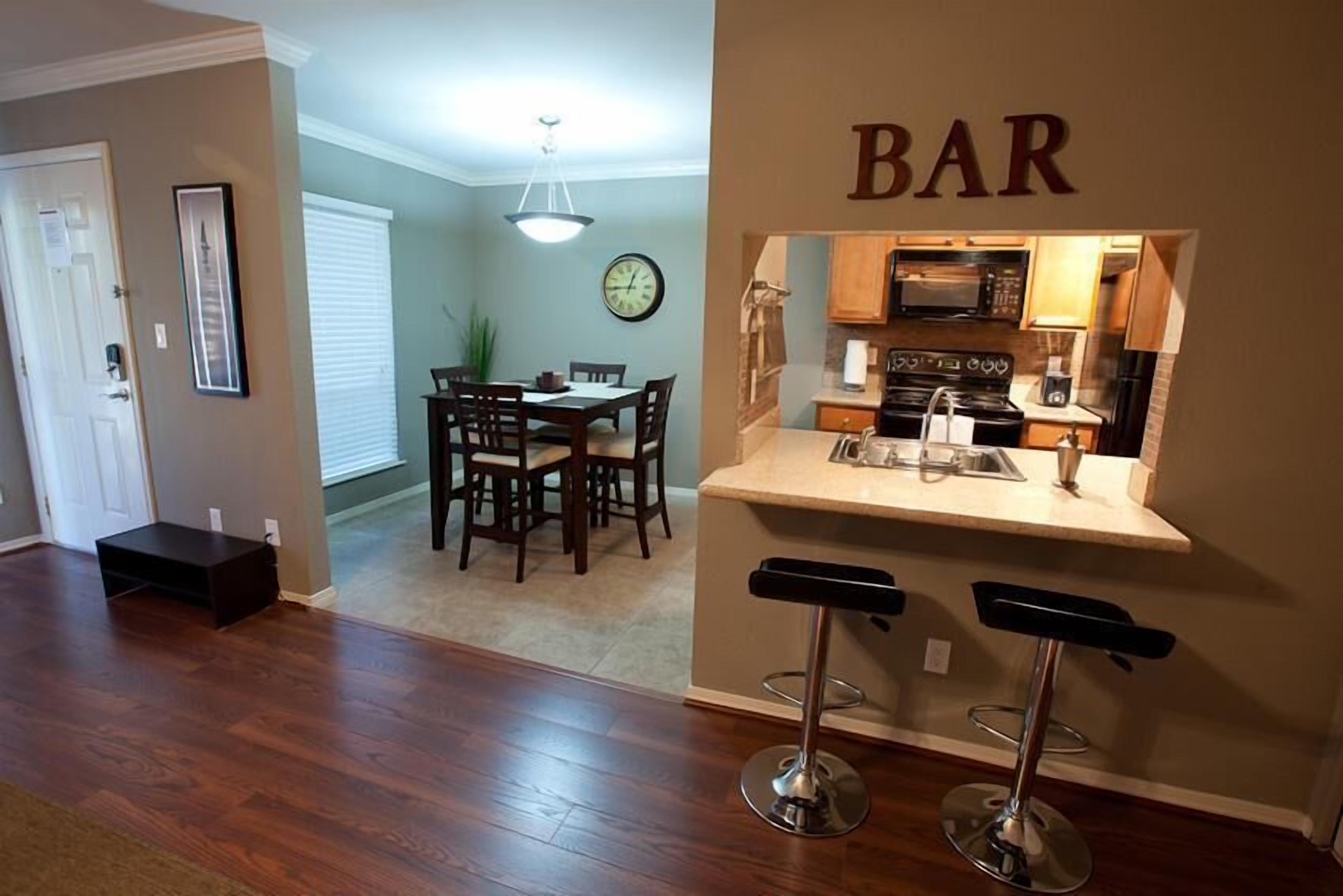 Apartment, 1 Schlafzimmer | Essbereich im Zimmer