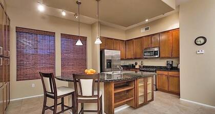 Glendale Getaway By Signature Vacation Rentals