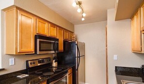 公寓客房, 1 間臥室 | 私人廚房 | 電冰箱、微波爐、咖啡機/沖茶器