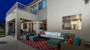 House, 6 Bedrooms, Pool View | Terrace/patio