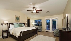 House, 6 Bedrooms, Pool View