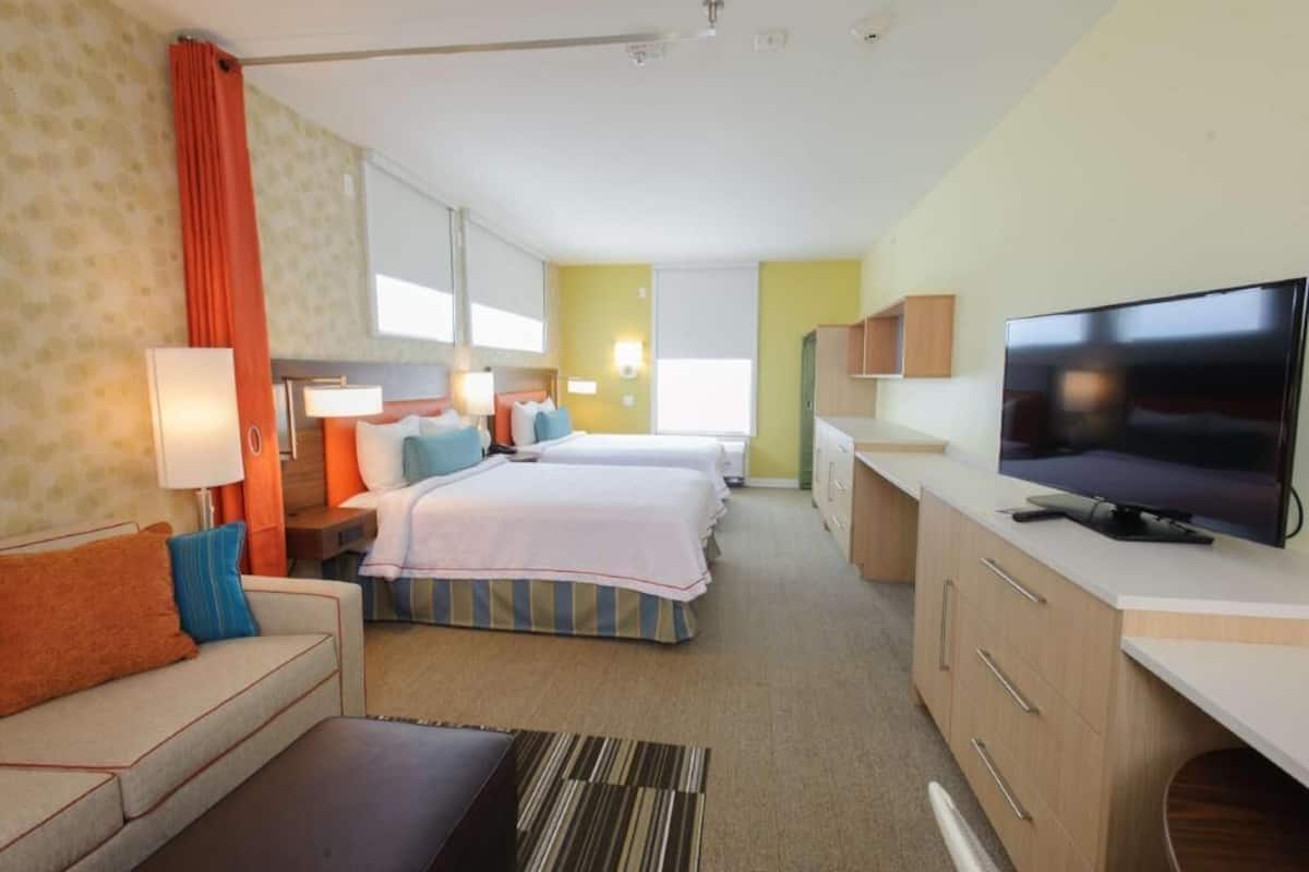 In-room safe, desk, laptop workspace, blackout drapes