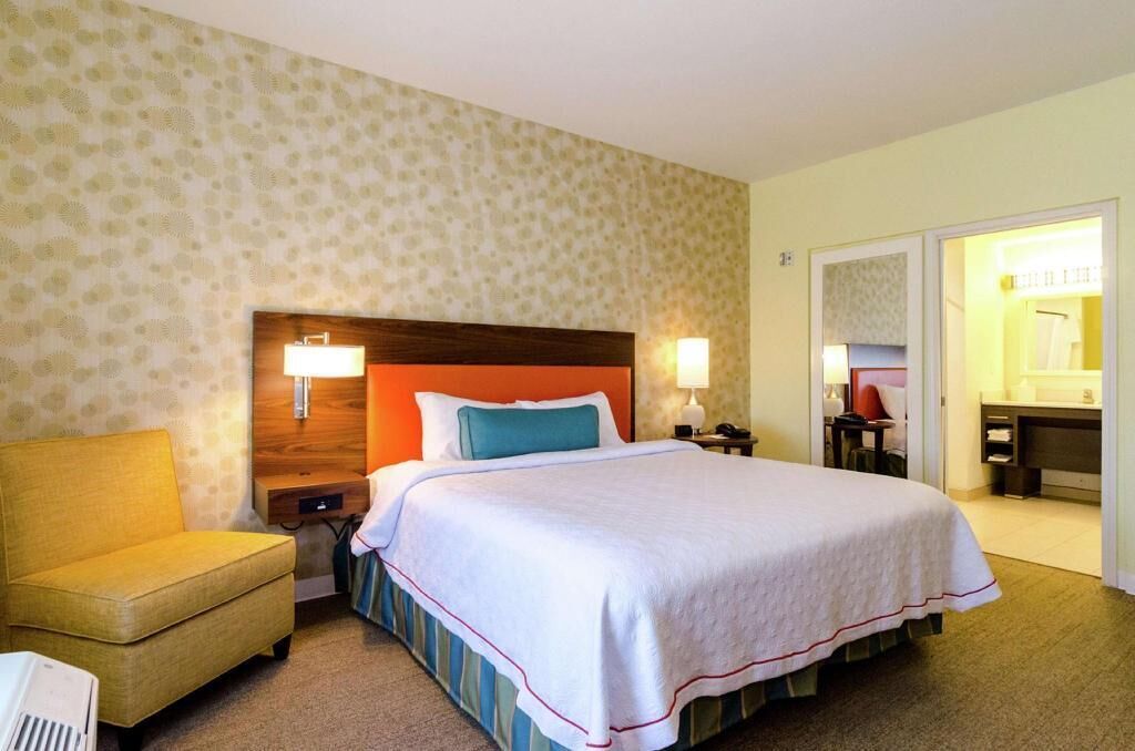 In-room safe, desk, laptop workspace, blackout drapes