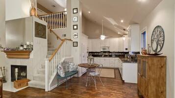 Condo, 3 Bedrooms, Pool View | 3 bedrooms