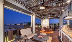 Terrace/patio - Urban Living By Signature Vacation Rentals (Scottsdale)