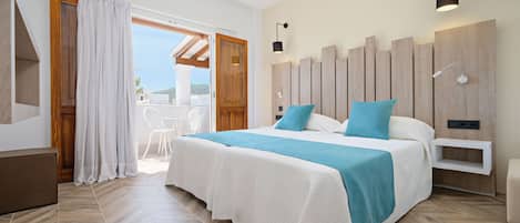 In-room safe, iron/ironing board