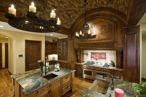 Condo, 4 Bedrooms | Private kitchen | Fridge, microwave, coffee/tea maker - Bella Estate By Signature Vacation Rentals (Scottsdale)