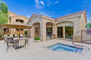 Terrace/patio - Acacia Loft By Signature Vacation Rentals (Cave Creek)