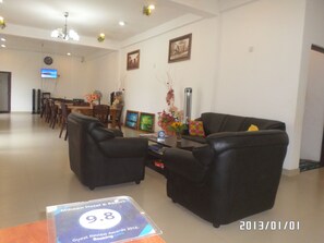 บริเวณนั่งเล่นที่ล็อบบี้