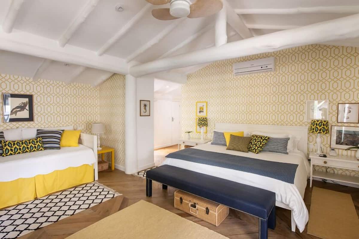 Junior kamer (Taiá) | Lakens van Egyptisch katoen, luxe beddengoed, een minibar