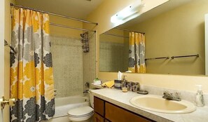 Condo, 2 Bedrooms | Bathroom
