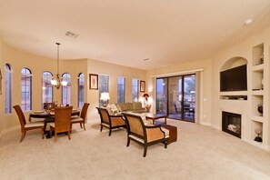 Interior - Sonoran Sunset By Signature Vacation Rentals (Phoenix)
