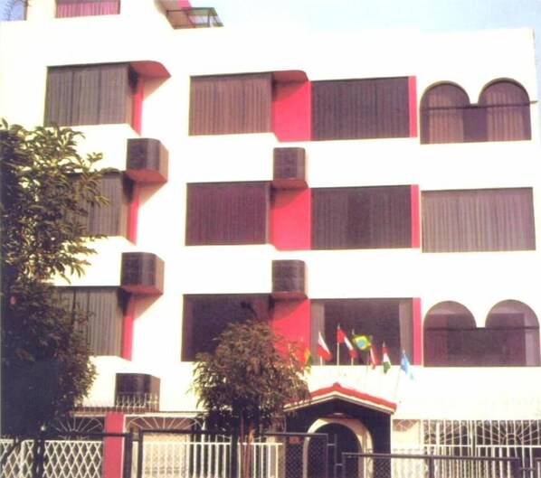 Fachada de la propiedad