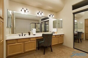 Condo, 3 Bedrooms | Bathroom