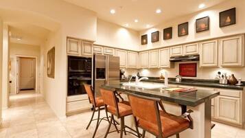 Condo, 4 Bedrooms | Private kitchen | Coffee/tea maker, fridge, microwave