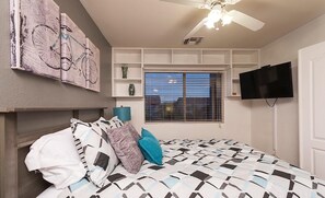 4 bedrooms - Casa Dakota By Signature Vacation Rentals (Mesa)